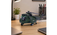 Rotorcraft Model 1:72 Scale Model Helicopter Helicopter with Rotors for Aviation Enthusiasts, Collectors, Cabinet Shelf