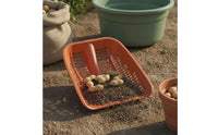 Lightweight Multi-Purpose Sieve Shovel Sturdy Multipurpose Sifter Shovel Wear-Resistant Large Mesh Grain Scoop Reinforced Design for Farmers, Gardeners, Farm, Garden, Barn