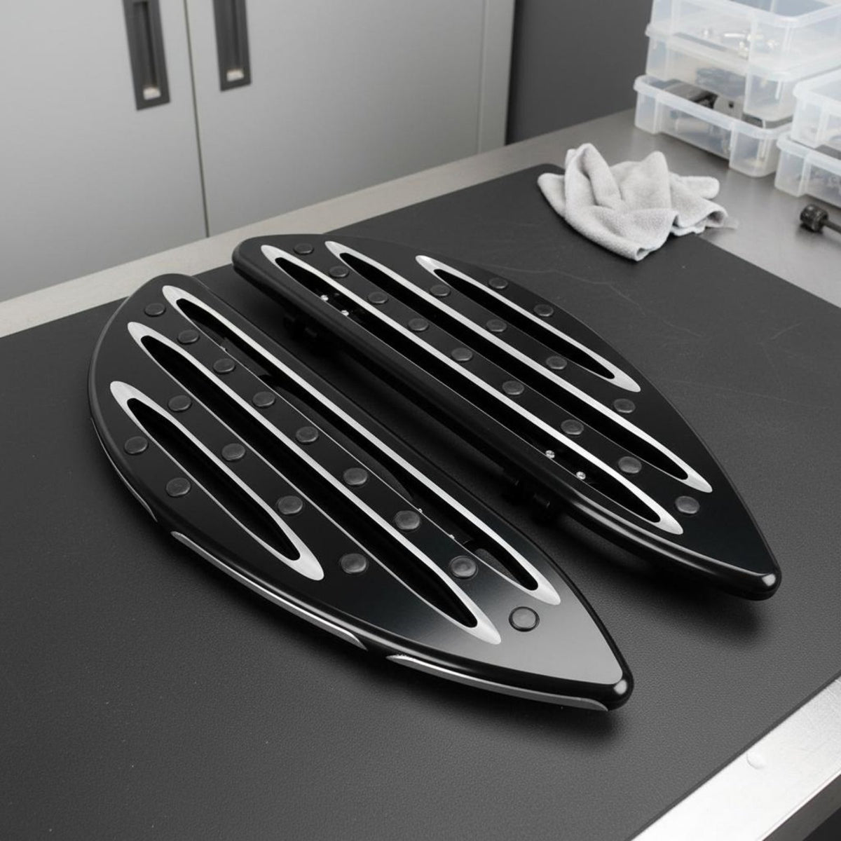 2 Pieces Motorcycle Long-Distance Floorboards Enhanced Traction Motorcycle Footboard Set Comfort Upgrade Pair for Long Trips