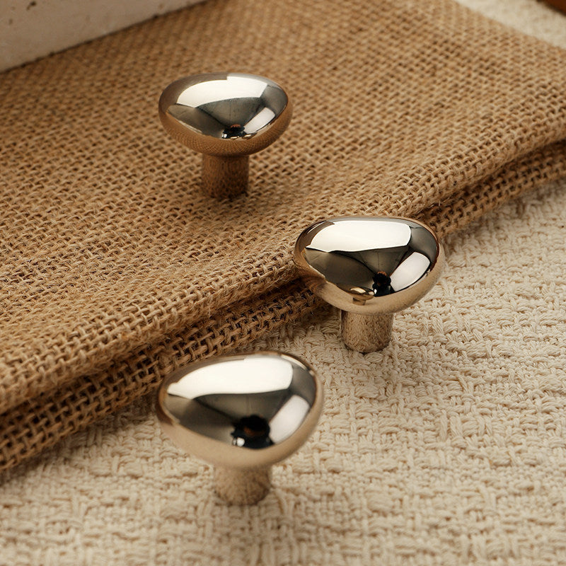 Pebble-Shaped Brass Cabinet Knob for Drawers