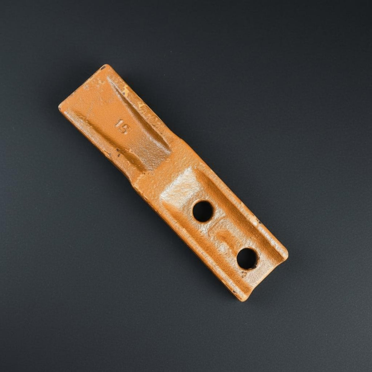 Easy Install Mini Excavator Digging Attachment Tooth Wear-Resistant Screw Hole Digging Attachment Tooth Long-Lasting Metal Heavy Equipment Parts High Hardness for Construction Site, Earthmoving, Extraction Operations