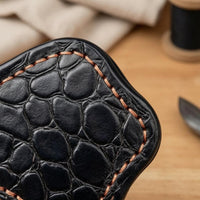 Contrast Stitching Leather Chalk Clip Cowhide Billiard Chalk Clip Petal-Shaped Sports Accessory Black