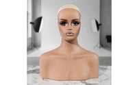 Mannequin Head with Shoulders Stable Hairpiece Head with Shoulders Life-Size Hairpiece Display Bust for Cosmetologists, Studios