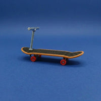 Parrot Intelligence Toy, Bird Training Skateboard for Parrot Enrichment and Play, Interactive Bird Accessory