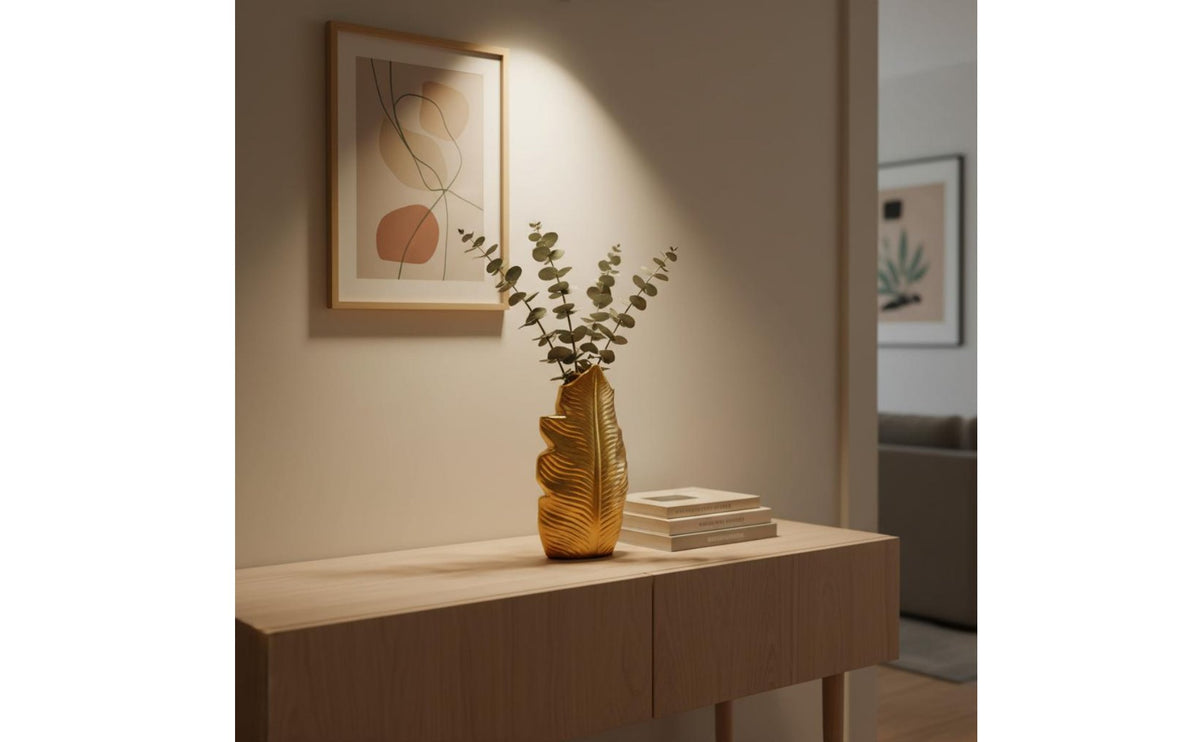 Feather Design Vase Nordic Design Sculptural Flower Holder for Entryway, Office