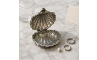 Stainless Steel Bivalve-Shaped Holder Vintage Style Butter Dish Box Hinged Lid Home Decor Item for Dining Table, Vanity, Lavatory