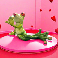 Lipstick Frog Figurine Nordic Design Funny Frog Figurine for Partners, Valentine's Day, Office