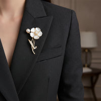 Floral Gemstone Brooch Elegant Flower Brooch Gold Brooches for Women, Formal Outfits, Office