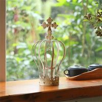 Candle Holder Regal Candle Holder with Crested Outline Rustic Decoration for Wedding