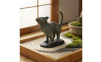 Resin Animal Ornament Standing Pose Leopard Ornament Upright Ears Cat Figurine for Micro-Landscape Display