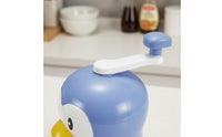 Manual Ice Crusher No Electricity Needed Manual Shaved Ice Machine Cute Wildlife Pattern Bear Shaped Snow Cone for Children, Families, Summer, Parties