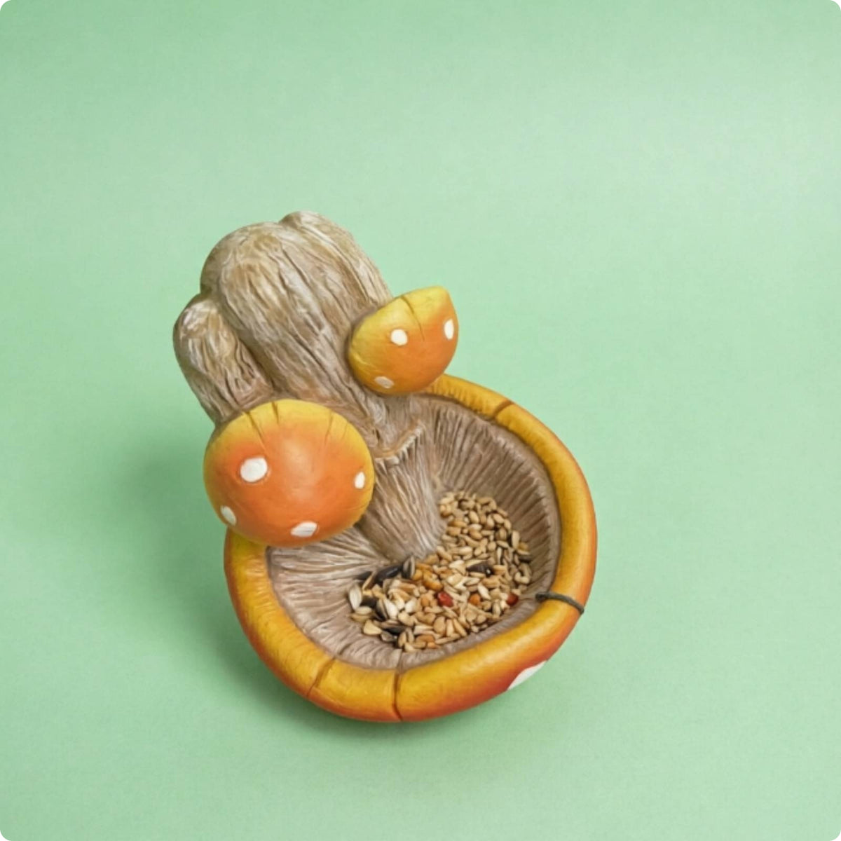 Sculpted Fungus-Shaped Bird Feeder Textured Hanging Bird Feeder Beige Outdoor Decor Orange and Yellow for Garden, Tree