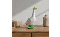 Realistic Design White Goose Statue Weather Resistant House Decoration for Pond, Patio