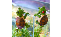 2 Pieces Flowerpot Hugger Cute Design Miniature Tortoise Pot Hanger Weather Resistant Hanging Turtle Figurine for Aquarium Hobbyists