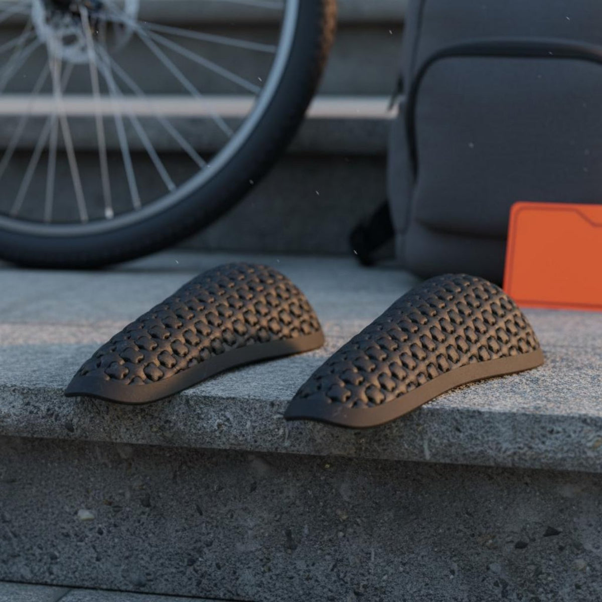 Slow Elastic Foam Protector Non-Newtonian Material PU Foam Guarding Pad Lightweight Knee Pads for Motorcyclists