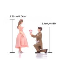 2 Pieces Hand Painted 1/64 Scale Proposal Couple Figurine Detailed Miniature Scene Prop Kneeling Man Proposing Figure Hobby Supply for Model Car Collectors