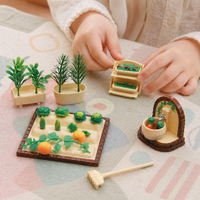 Toddler Toys Mini Garden Set, Childrens Garden Set 10.2x6.6x10cm, Girls Pretend Play Kit with Rake, Watering Can & Potted Plants