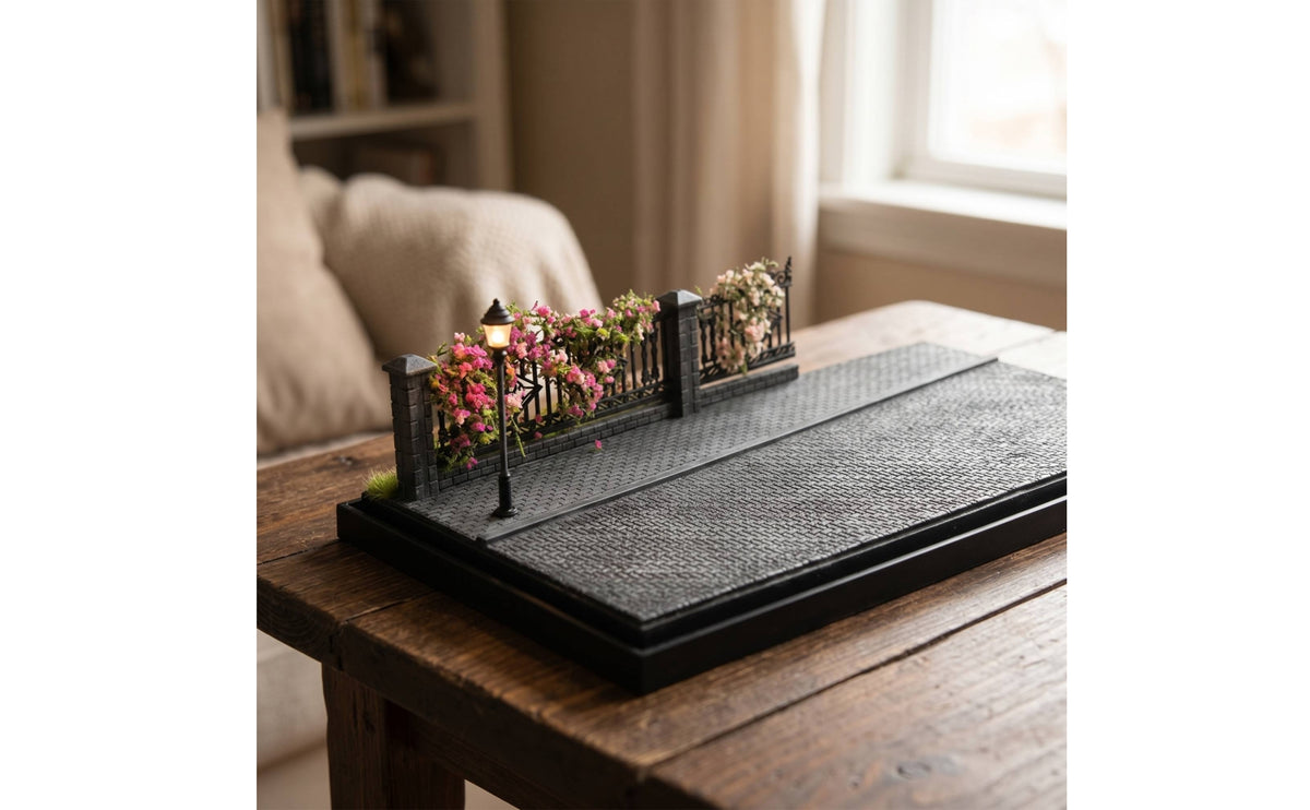 Diorama Base with Street Lamp Light-up Miniature Street Scene Base 1/72 Scale Scene Display Foundation for Collectors