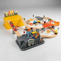 Wooden Train Set with Tracks Interlocking Wooden Train Track Set Powered Railway Kit for Young Children