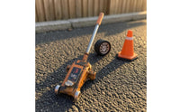 Hand-Painted Hydraulic Lifting Device Miniature Resin Miniature Car Lifting Device Compact-Profile Hobby Item Angled Handle