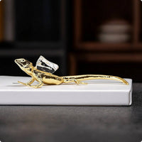 Salamander Ornament with Crystal Decorative Gold Salamander Figurine Realistic Decor for Reptile Lovers, Desk, Office, Study