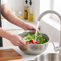 Stainless Steel Colander and Mixing Bowl Set, 2 Pack Thickened 304 18-10 Round Draining Basket and Washing Bowl, Rice Washer Vegetable Strainer