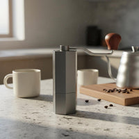 Stainless Steel Burr Portable Coffee Bean Grinder Adjustable Grind Size Manual Coffee Grinder Solid Wood Handle for Baristas, Travel, Office