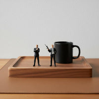 Resin Material 1:64 Agent Figure Set Hand Painted Spy Couple Figurines Highly Detailed Undercover Agent Miniatures for Collectors, Hobbyists