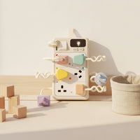 Power Strip Toy Light-up Toy Power Strip Interactive Busy Board for Young Children, Preschoolers, Early Learning