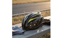 Integrally Molded Road Bike Helmet Aerodynamic Mountain Bike Helmet for Men, Women