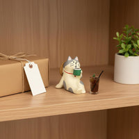 Great Gift Idea Car Dashboard Cat Ornament Lightweight Resin Cat Dashboard Decoration Easy to Install for Center Console, Desktop, Office