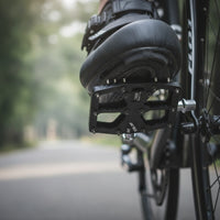 Triple-Bearing Pedals with Carbon Fiber Body Non-Slip Platform Pedals Sealed Bearings Wide for Mountain Bikers, Cyclists, Outdoor Riding, Road Cycling