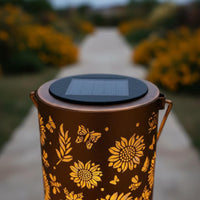 Waterproof Solar Floral Lantern Wrought Iron Floral Shadow Caster Lamp Auto On/deactivated Garden Decoration for Courtyard, Balcony