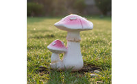 Realistic Design Resin Fungus Figurine Weather-Resistant Fungus Statue Vibrant Colors Toadstool Sculpture Hand-Painted for Garden, Yard, Patio