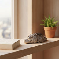 Tea Pet with Textured Surface Rustic Tea Pet Mini Crocodile Figurine for Collectors
