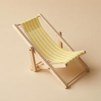 Dollhouse Beach Chair Striped Miniature Lounge Chair Reclined for Scene Setups