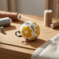 DIY Crafting Tool Wrist Pincushion Floral Print Wearable Pin Holder Lightweight Sewing Wristband for Crafters