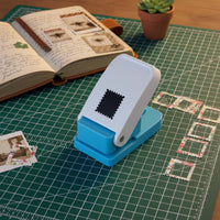 Labor-Saving Postage Stamp Puncher Easy to Use Postage Stamp Paper Puncher Clean Cut Lever Action Craft Punch Sturdy Construction for Students, Scrapbookers, Crafters, Scrapbooking, Journaling, Photo Decoration, Card Making