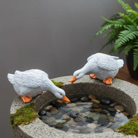 Drinking Waterfowl Figurine Realistic Design Resin Waterfowl Sculpture Pond Decoration Weather-Resistant Garden Decoration