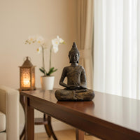 Zen Design Buddha Statue Exquisite Workmanship Resin Buddha Sculpture Calming Buddhist Altar Ornament Hand-Painted for Restaurant