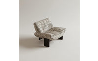 Solid Wood Retro Single Sofa Hotel Design Single Sofa Chair Upholstered 1 Piece High-Density Foam for Living Room