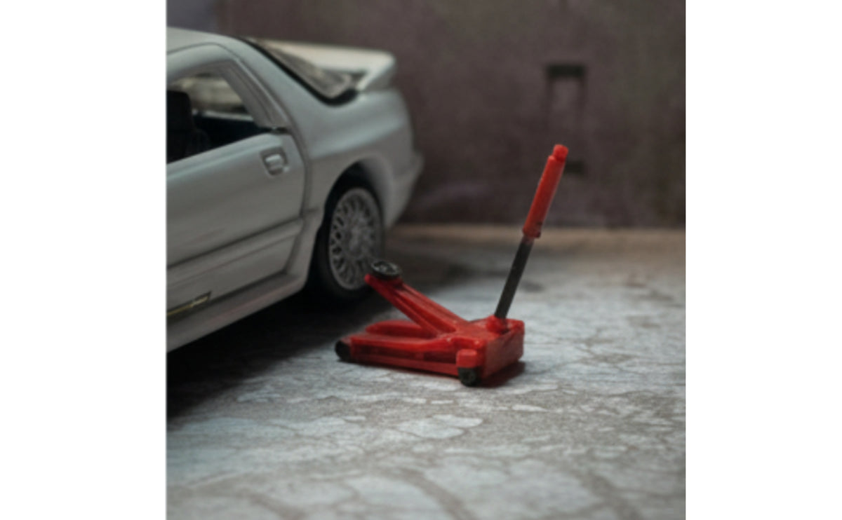1/64 Scale Miniature Floor Jack Low-Clearance Floor Jack Detailed Garage Workshop Model Sturdy for Collectors