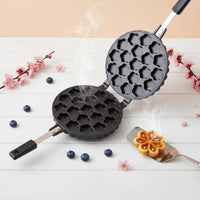 Non-Stick Surface Stovetop Waffle Creator Food-Grade Material Stovetop Waffle Iron Easy to Clean Flower Shape Cake Pan Even Heat Distribution for Home Cooks, Breakfast, Kitchen