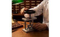 Watch Case Opener Machine Adjustable Watch Case Opener with Handwheel Professional Caseback Removal Tool for Workbenches