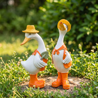 2 Pieces Duck Garden Ornaments Decorative Duck Statues with Boots for Yard