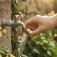 2 Pieces Watertight Micro-Irrigation Irrigation Hose Connector Threaded Micro-Irrigation Irrigation Adapter Corrosion-Resistant Brass Hose Fitting with Washer Easy to Install for Gardeners