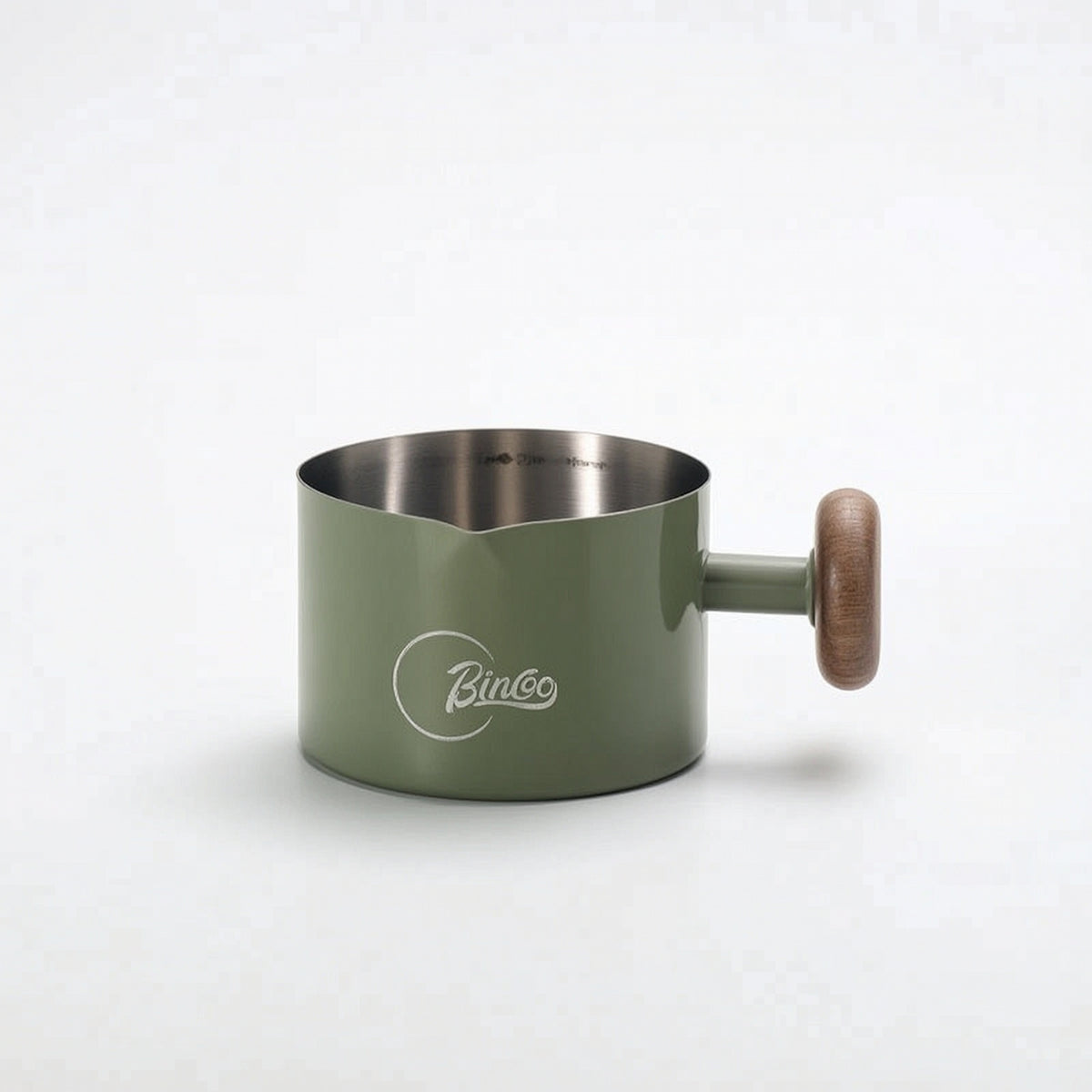 Graduated Espresso Cup with Wooden Handle Spill-Resistant-Drip-Proof Espresso Cup with Handle Secure Grip Milk Pitcher with Spout Non-Slip for Coffee Lovers, Cafe