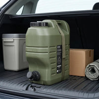 Built-in Handle Spigot Water Jug Screw Cap Portable Water Container Ribbed Side Plastic Jerry Can Molded Grip Cutout