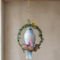 Flower Accents Bird Wreath Ornament Painted Floral Bird Ornament Wood Textured Hanging Hummingbird Decorative for Home, Balcony, Courtyard