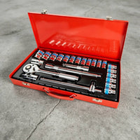 Quick-Release Socket Wrench Set with Metal Case Portable Ratchet and Socket Set Professional Mechanics Tool Kit for Car Owners